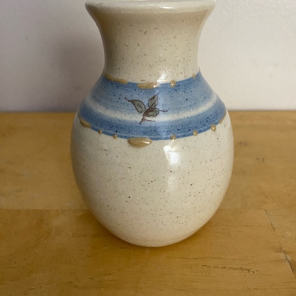 Cute vase - Picture 1 of 2